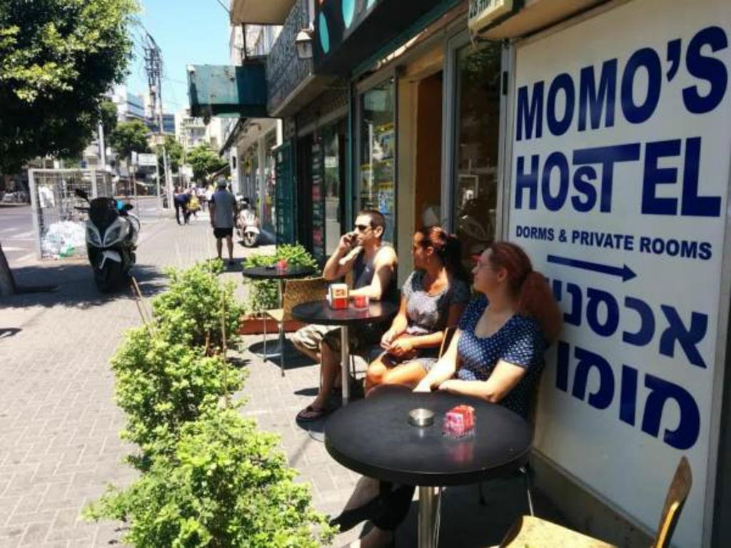Momo'S Hostel Тель-Авив Экстерьер фото